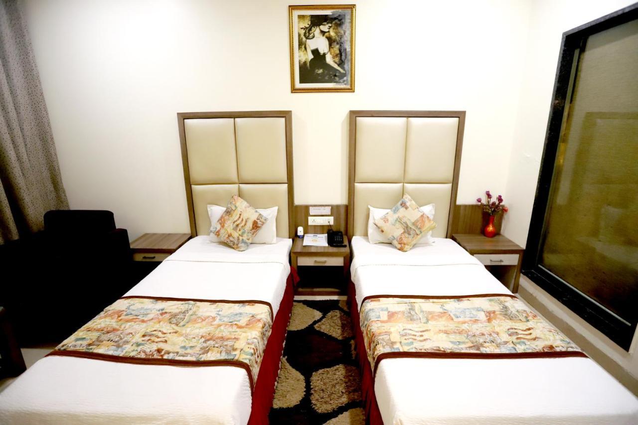 Hotel Blue Pearl Bhopal Dış mekan fotoğraf
