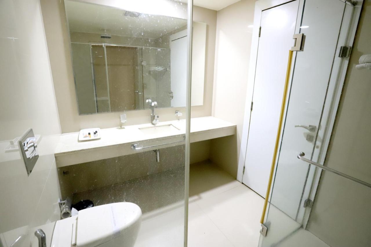 Hotel Blue Pearl Bhopal Dış mekan fotoğraf