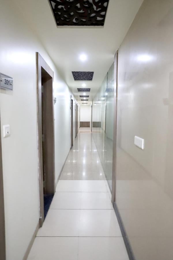 Hotel Blue Pearl Bhopal Dış mekan fotoğraf