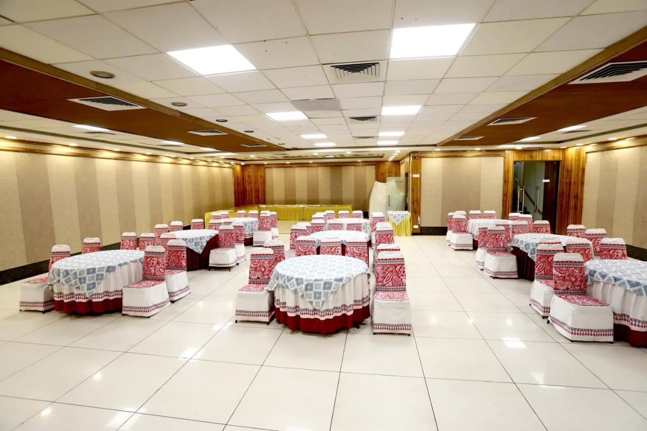 Hotel Blue Pearl Bhopal Dış mekan fotoğraf
